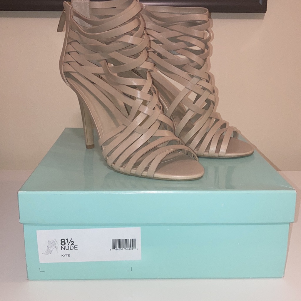 Brand New Jessica Simpson Strappy Heel
